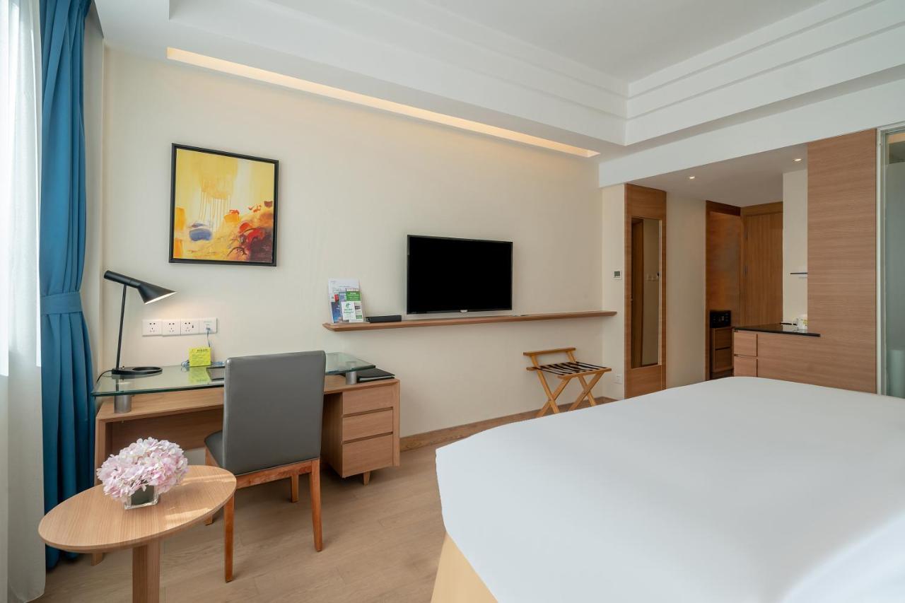 Holiday Inn Shanghai Hongqiao Central By Ihg Екстериор снимка