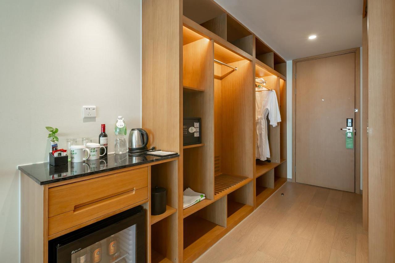 Holiday Inn Shanghai Hongqiao Central By Ihg Екстериор снимка