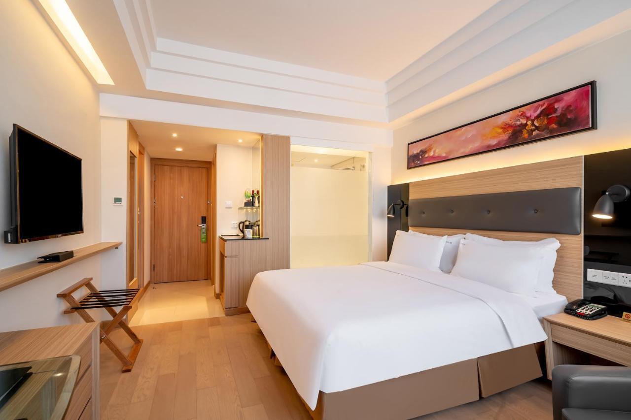 Holiday Inn Shanghai Hongqiao Central By Ihg Екстериор снимка